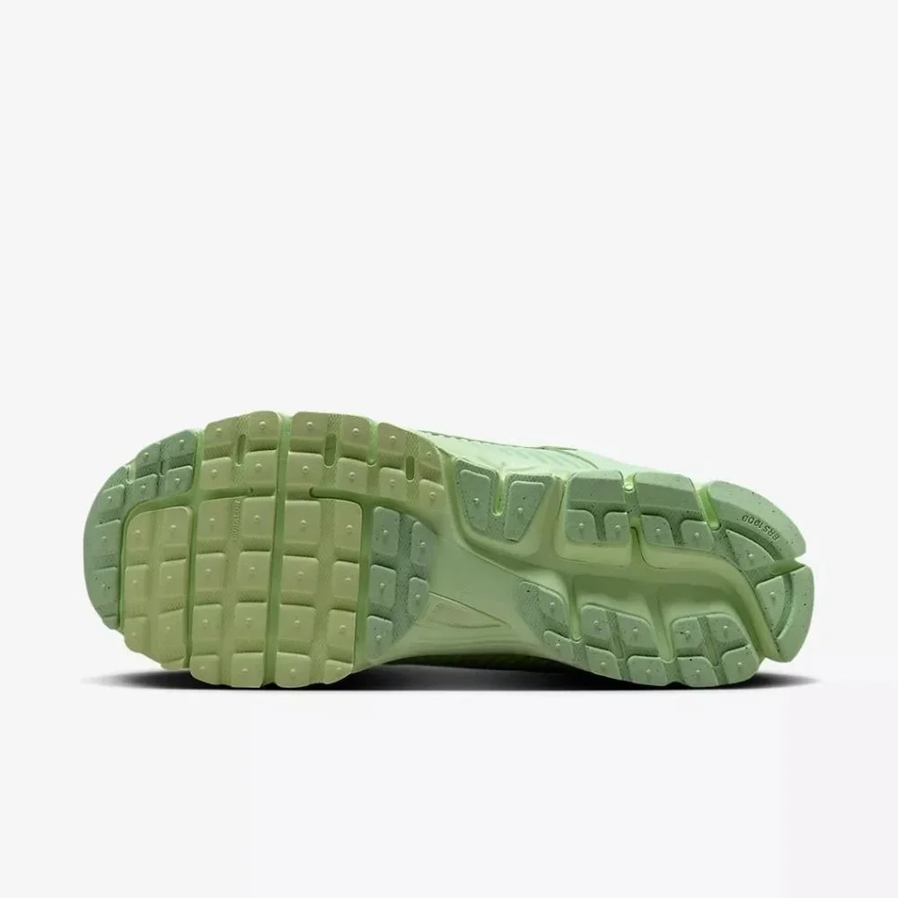 [NEW] Men's Nike Zoom Vomero 5‎ Shoes Vapor Green HF5493-301